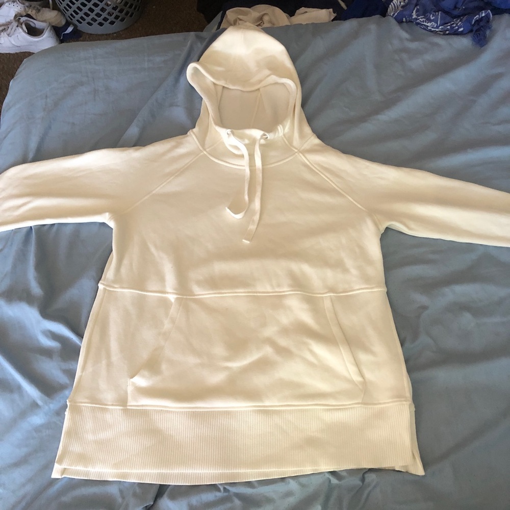 New white jacket that has never been worn